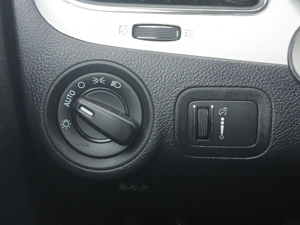 Used Car 2020 Dodge Journey  Se For Sale Under $12,000 In Austin, Texas
