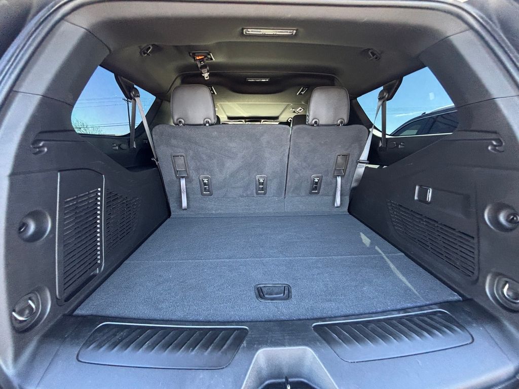 Used Car 2023 Chevrolet Suburban  Lt For Sale Under $40,000 In Austin, Texas