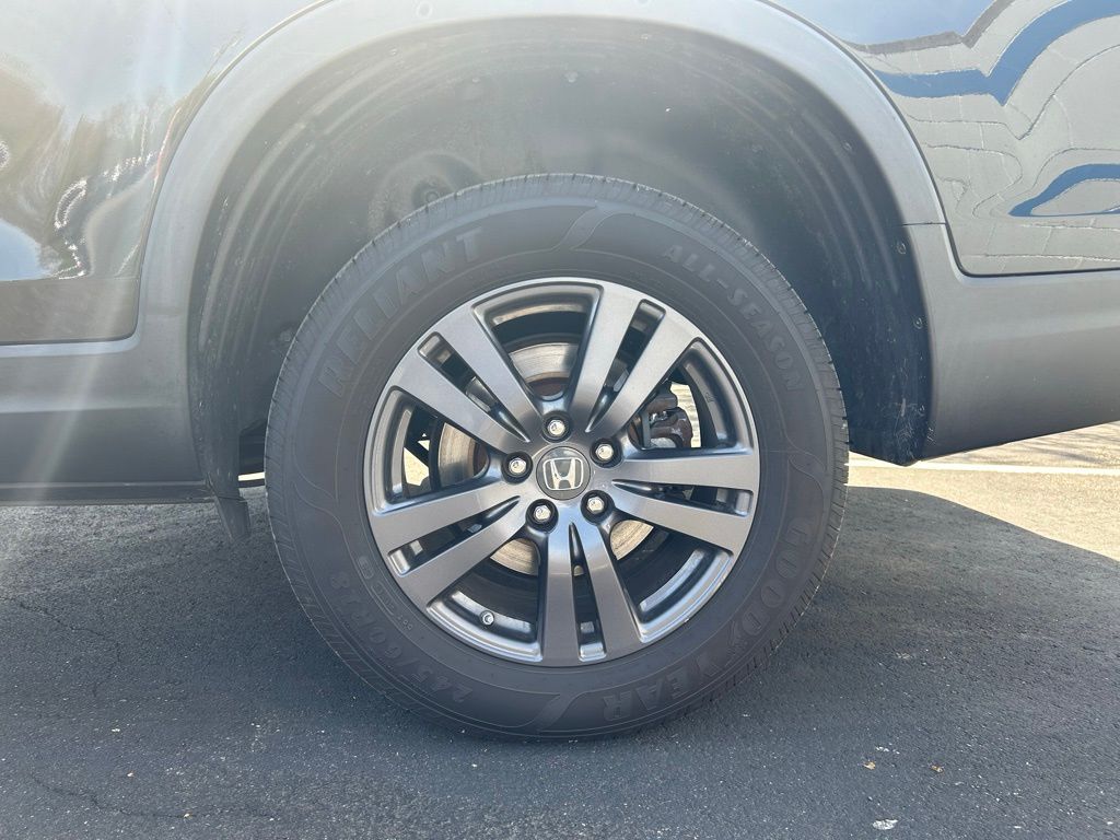 2019 Honda Ridgeline Sport 10