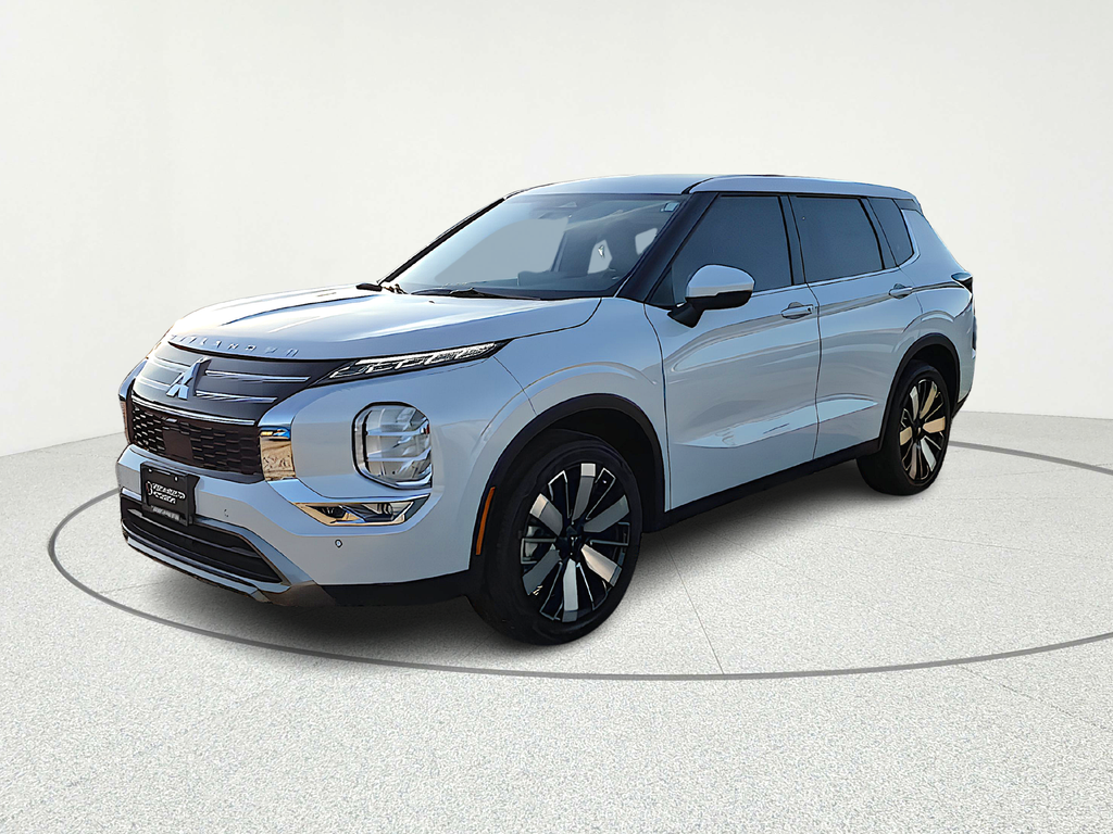 2026 Mitsubishi Outlander SE - 1