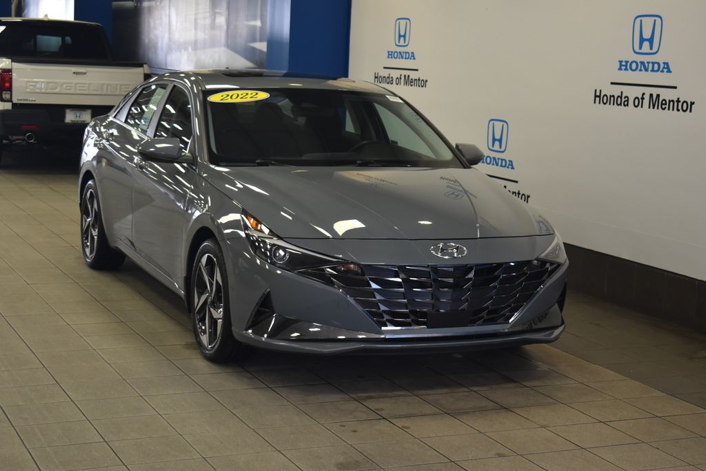 2022 Hyundai Elantra SEL 8