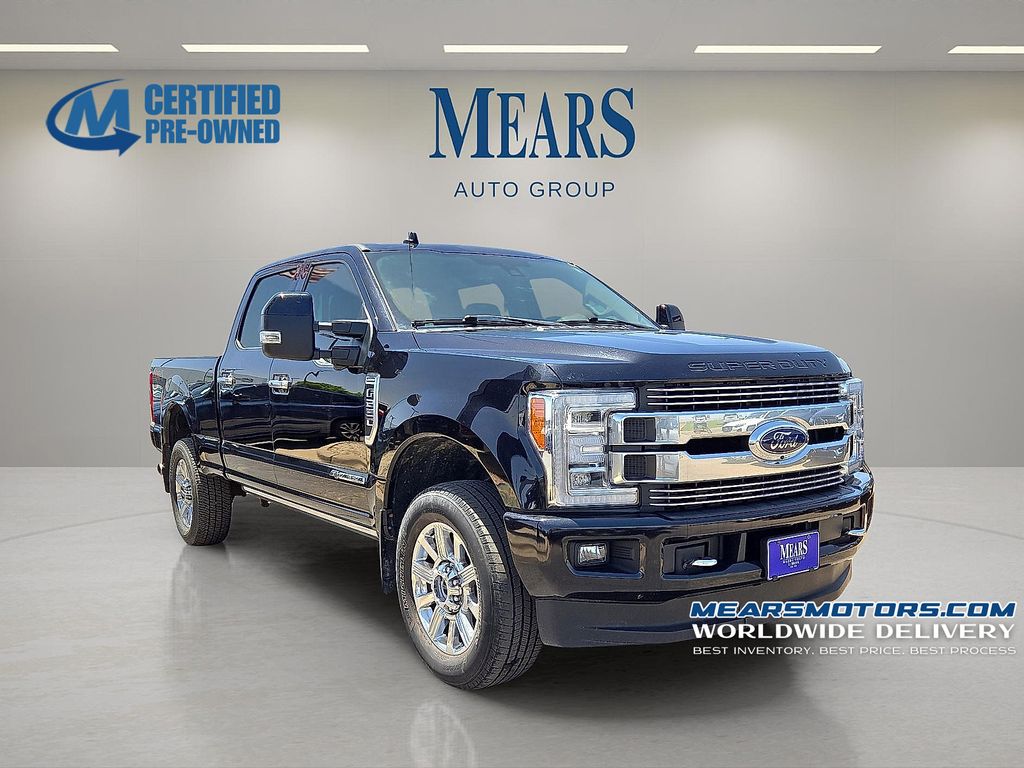 2019 Ford F-250 Super Duty Platinum Crew Cab 4WD Pickup Truck Four-Wheel Drive 6-Speed Automatic