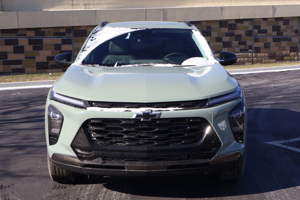 Thumbnail: 2026 Chevrolet Trax - 2