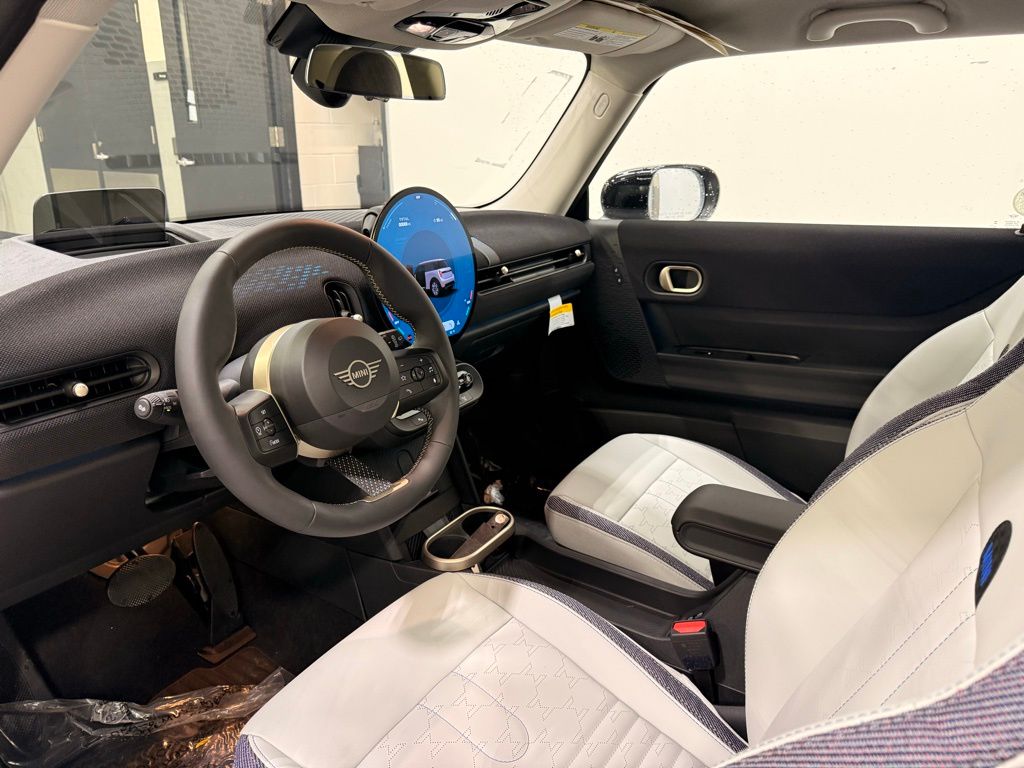 Thumbnail: 2025 MINI Cooper - 11