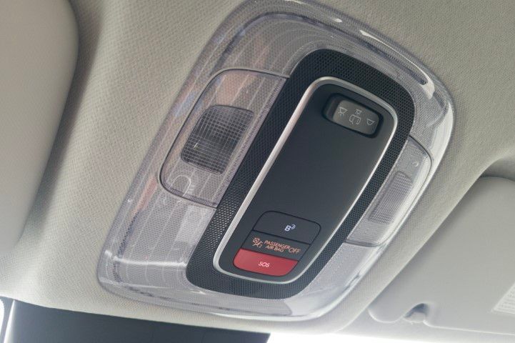 New 2027 Gray Hyundai SE image 26