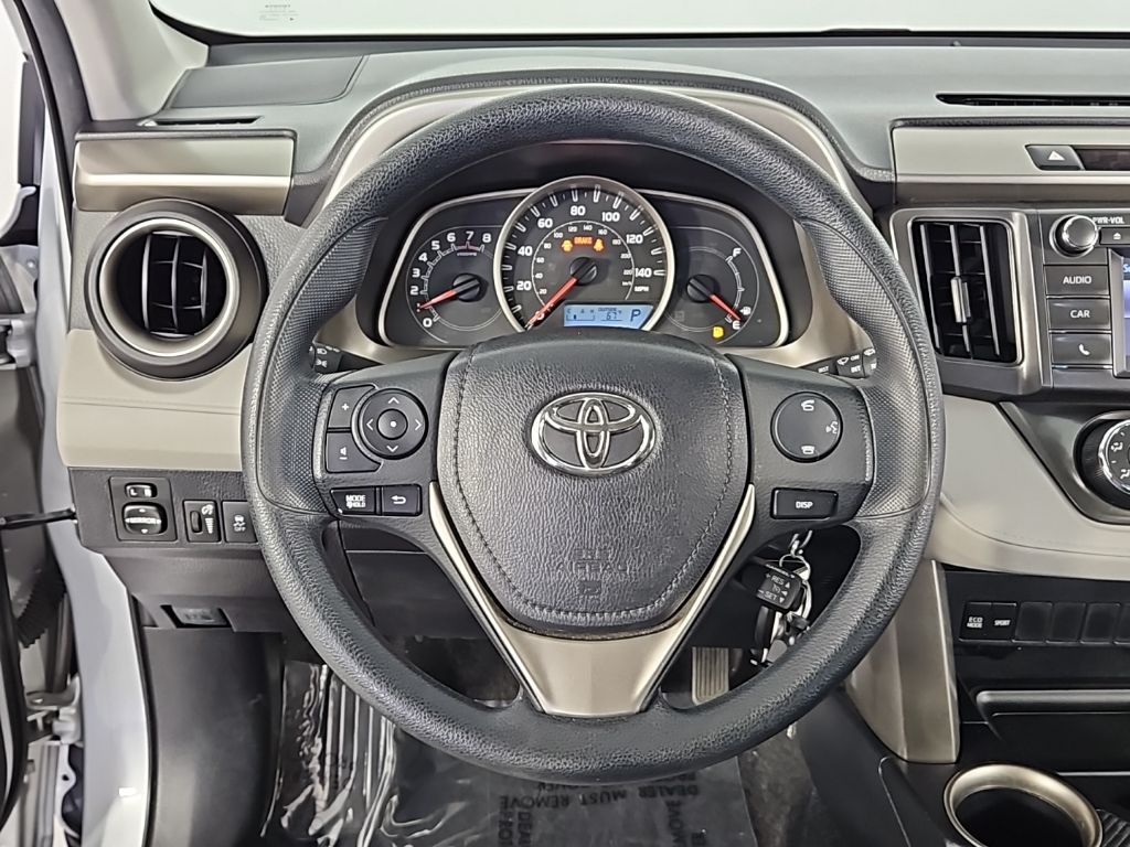 Thumbnail: 2015 Toyota RAV4 - 25