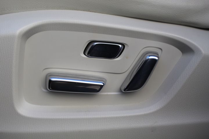 Used Car 2023 Mazda Cx-9  Signature For Sale Under $30,000 In Georgetown, Texas