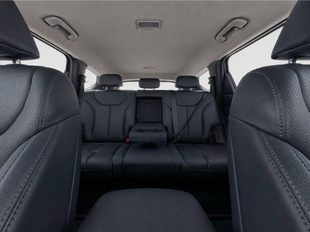 Used 2023 Quartz White Hyundai XRT image 25