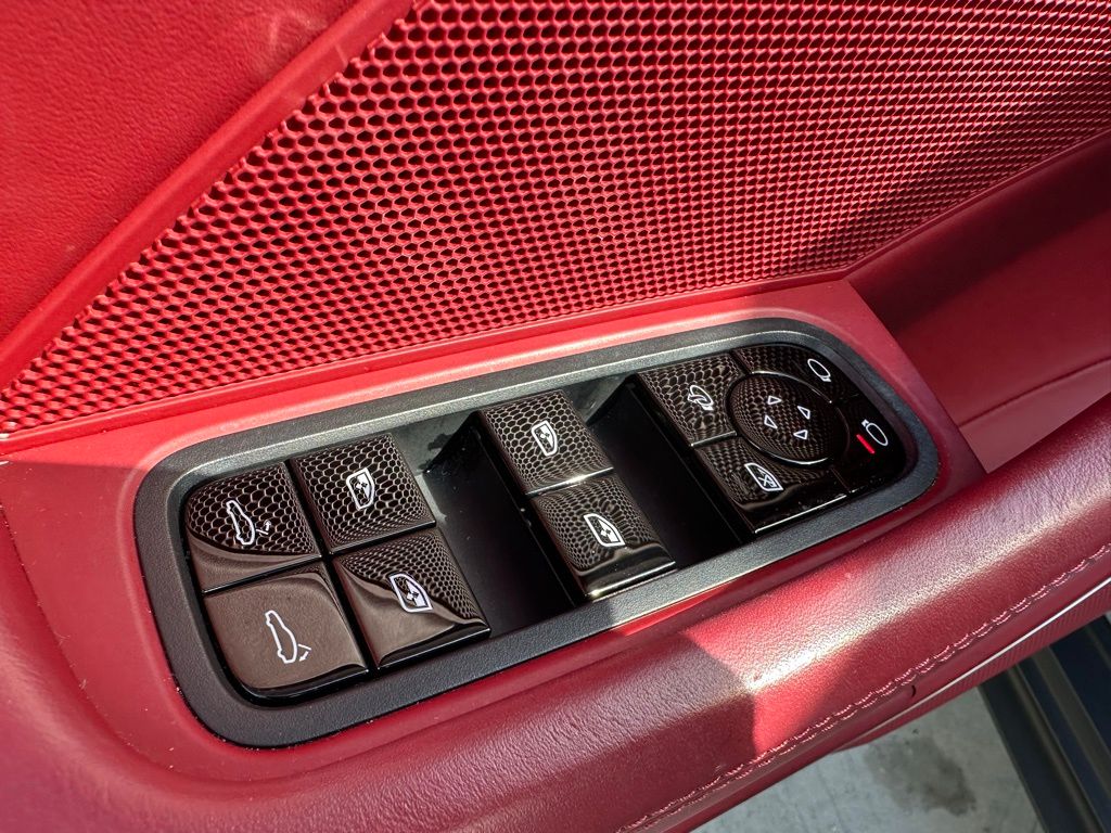 2017 Porsche Panamera Turbo 15