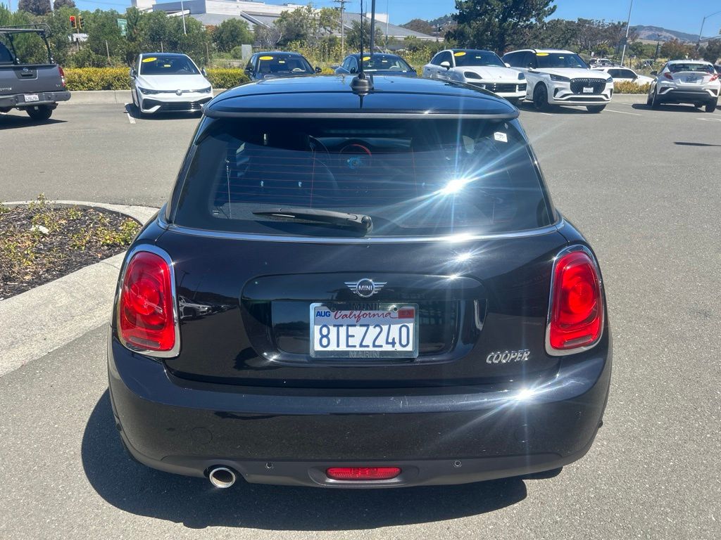 Thumbnail: 2021 MINI Cooper - 4