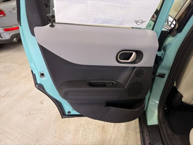 Thumbnail: 2026 MINI Cooper - 18