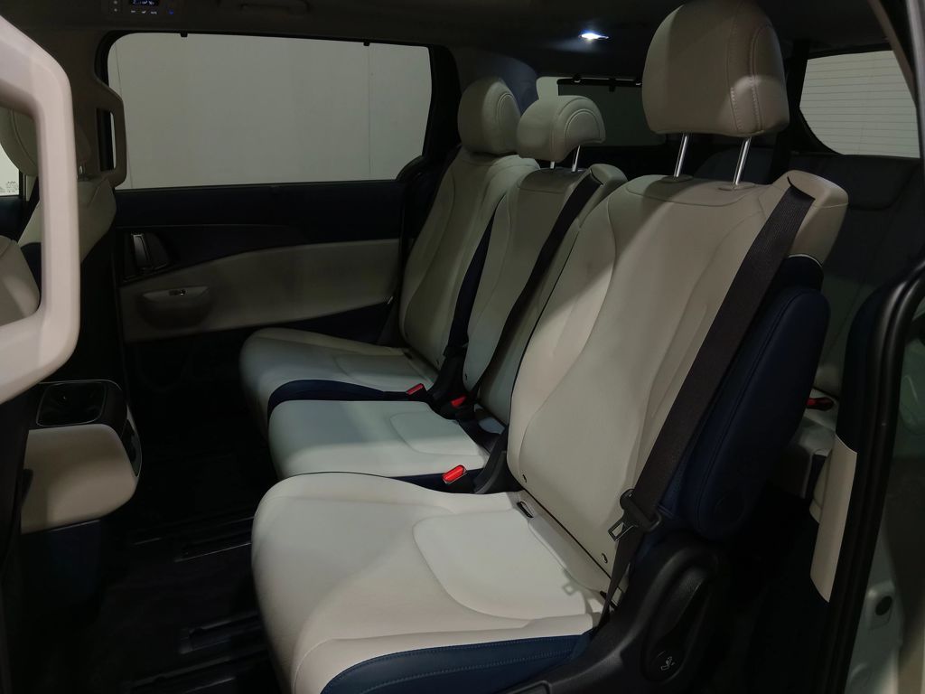 2025 Kia Carnival MPV SX