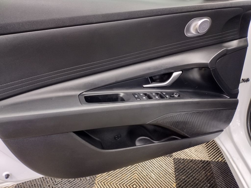 2022 Hyundai Elantra Hybrid Blue