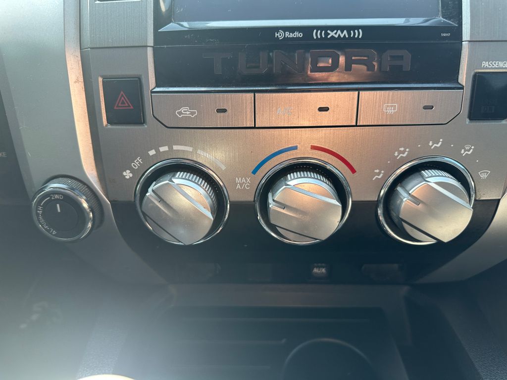 2017 Toyota Tundra SR5