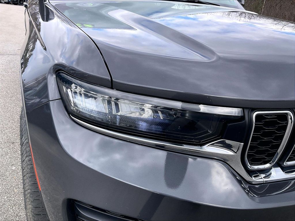2022 Jeep Grand Cherokee — photo 29