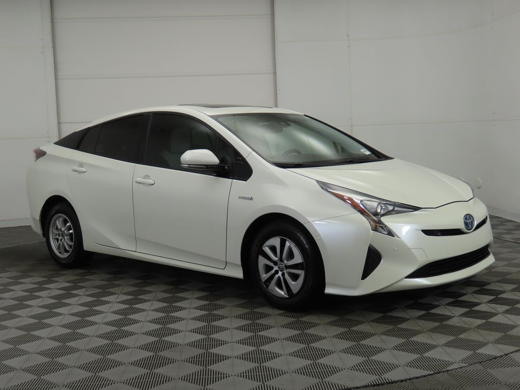 2018 Toyota Prius Four 3