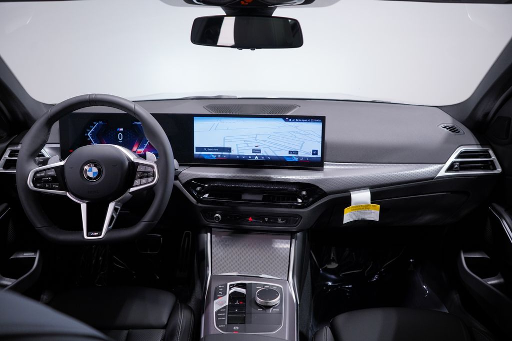 Thumbnail: 2026 BMW 3 Series - 12