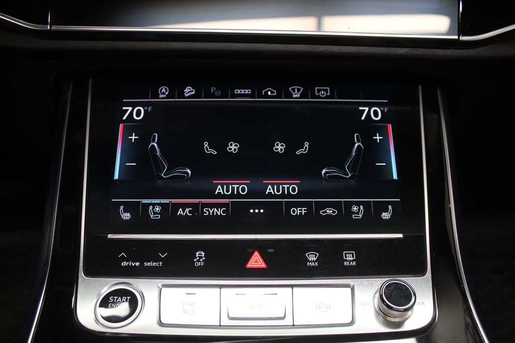 Thumbnail: 2023 Audi Q7 - 16