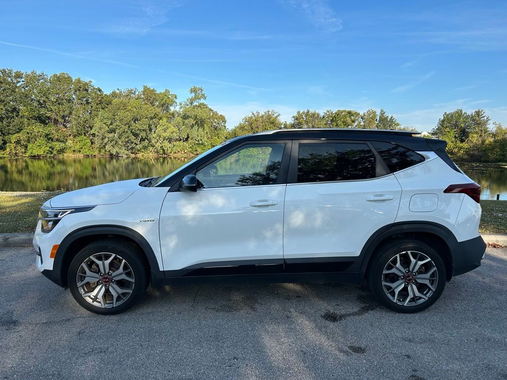 Thumbnail: 2021 Kia Seltos - 2