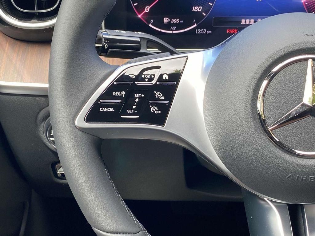 Thumbnail: 2024 Mercedes-Benz C-Class - 19