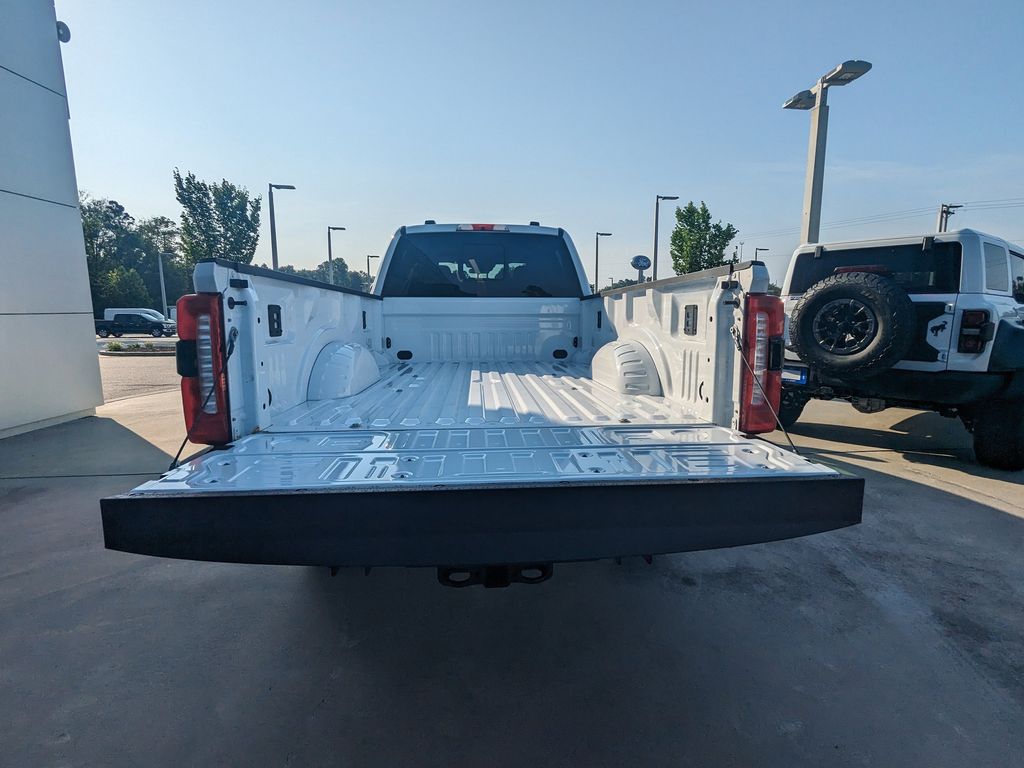 2025 Ford F-250 Super Duty XL