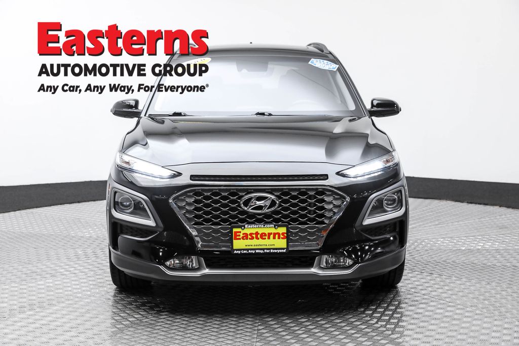 Used 2020 Black Hyundai Limited image 2