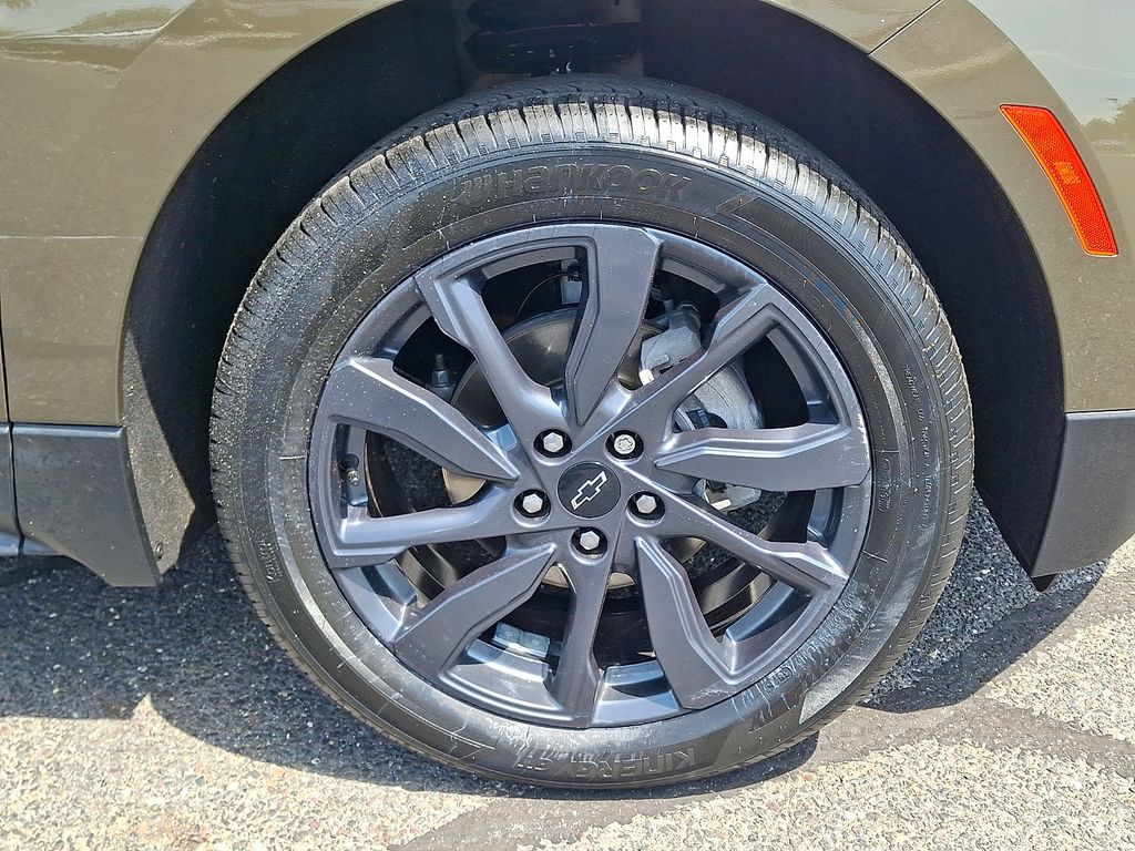 used 2023 Chevrolet Equinox car, priced at $25,408