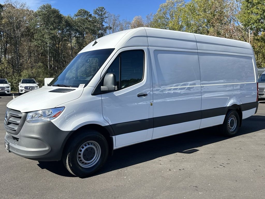 2023 Mercedes-Benz Sprinter 2500 Cargo 170 WB 4