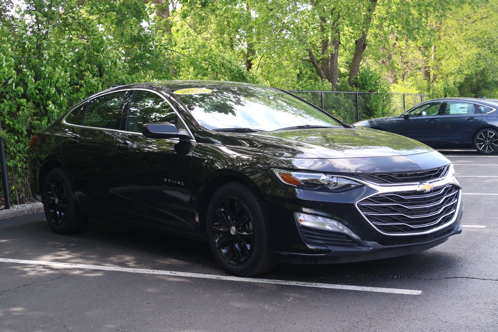 Thumbnail: 2025 Chevrolet Malibu - 11
