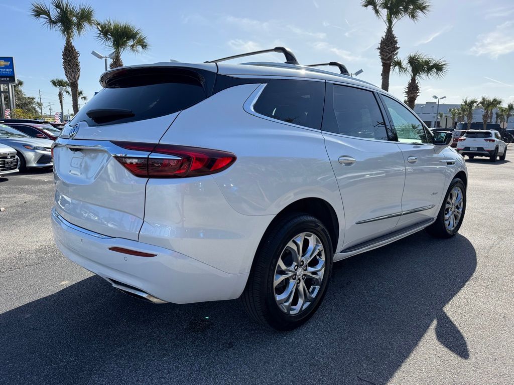 2021 Buick Enclave Avenir 8