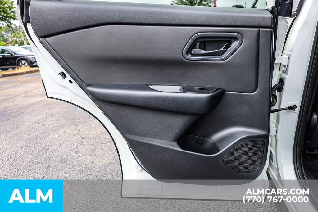 Used 2024 White Nissan S image 50