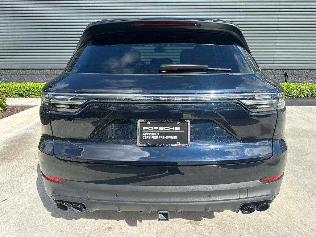 Thumbnail: 2023 Porsche Cayenne - 12