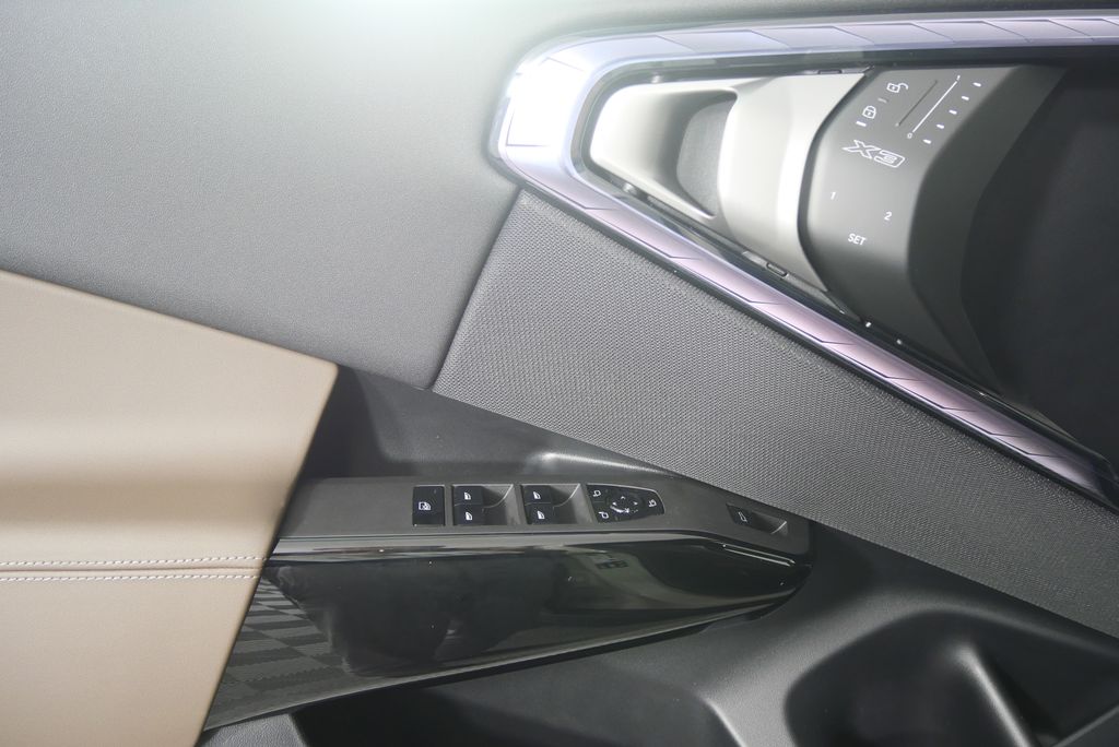 Thumbnail: 2026 BMW X3 - 8