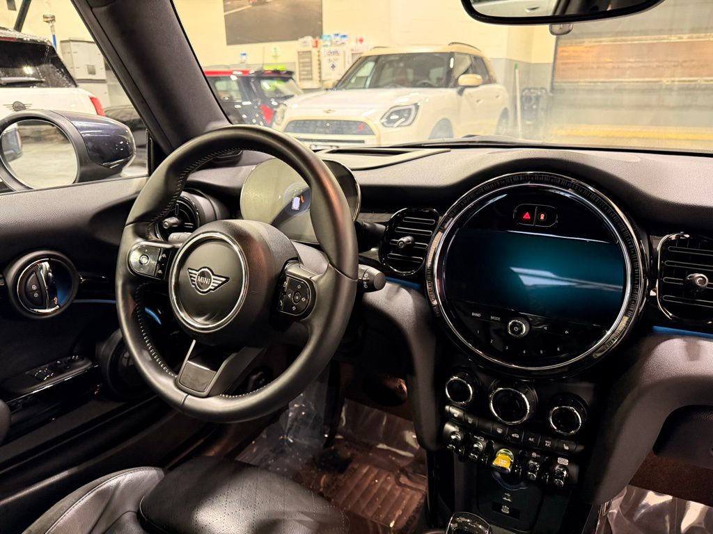 Thumbnail: 2023 MINI Cooper Hardtop - 24