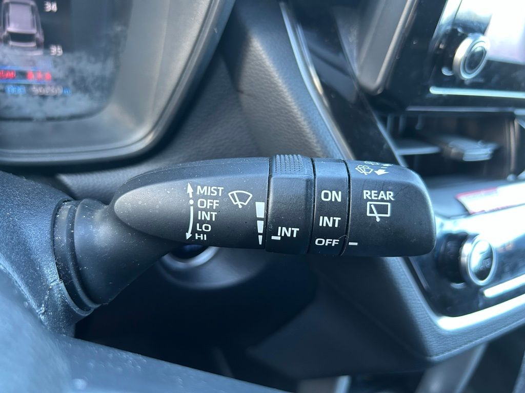 Thumbnail: 2022 Toyota Corolla Cross - 20