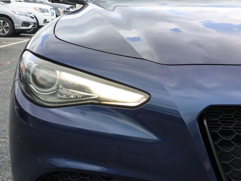 2019 Alfa Romeo Giulia AWD