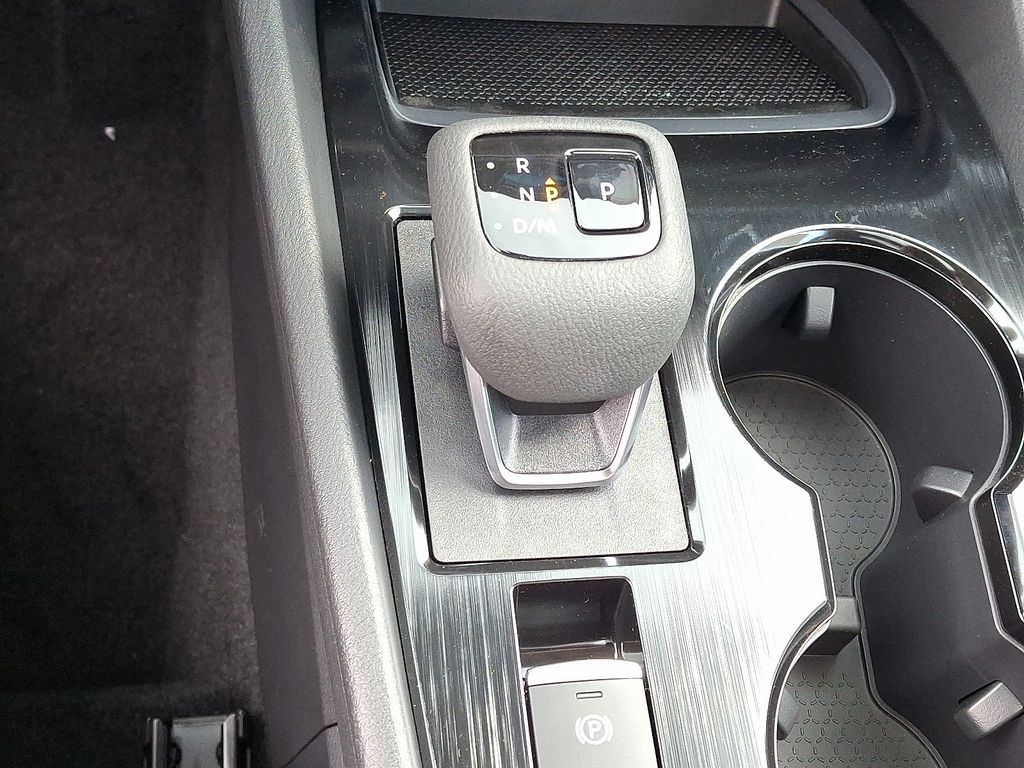 2026 Nissan Rogue — photo 11