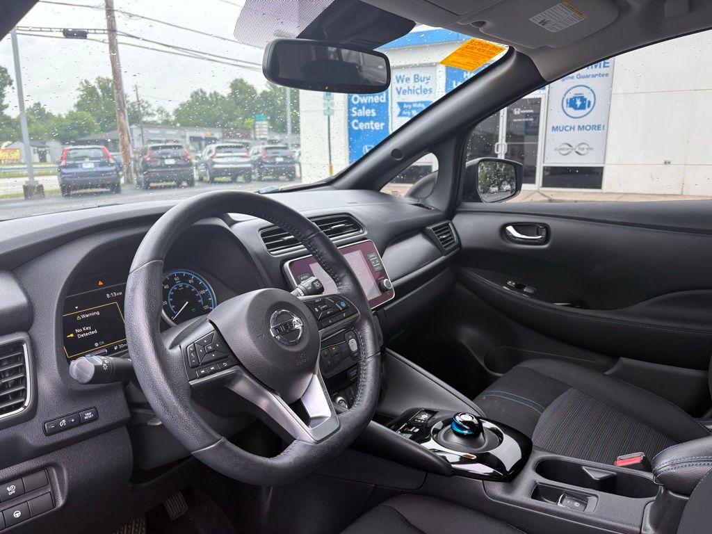 2020 Nissan LEAF SV 40 kWh