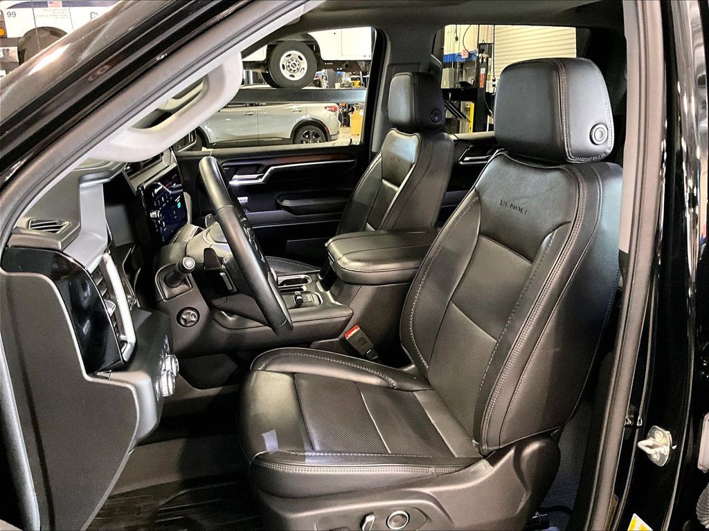 2024 GMC Sierra 1500 — photo 10
