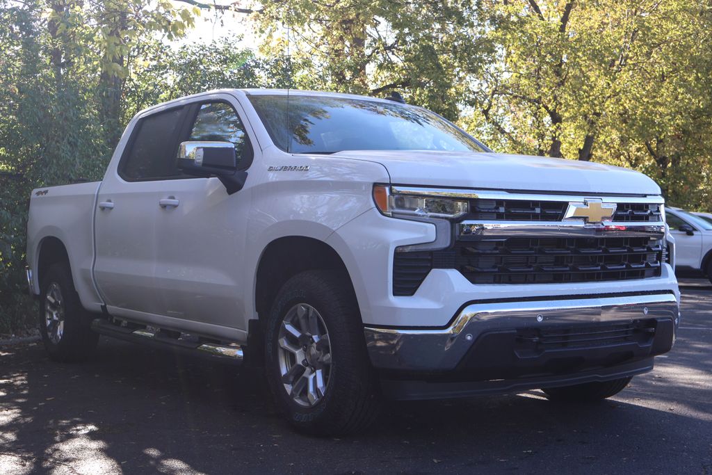 2025 Chevrolet Silverado 1500 LT 10