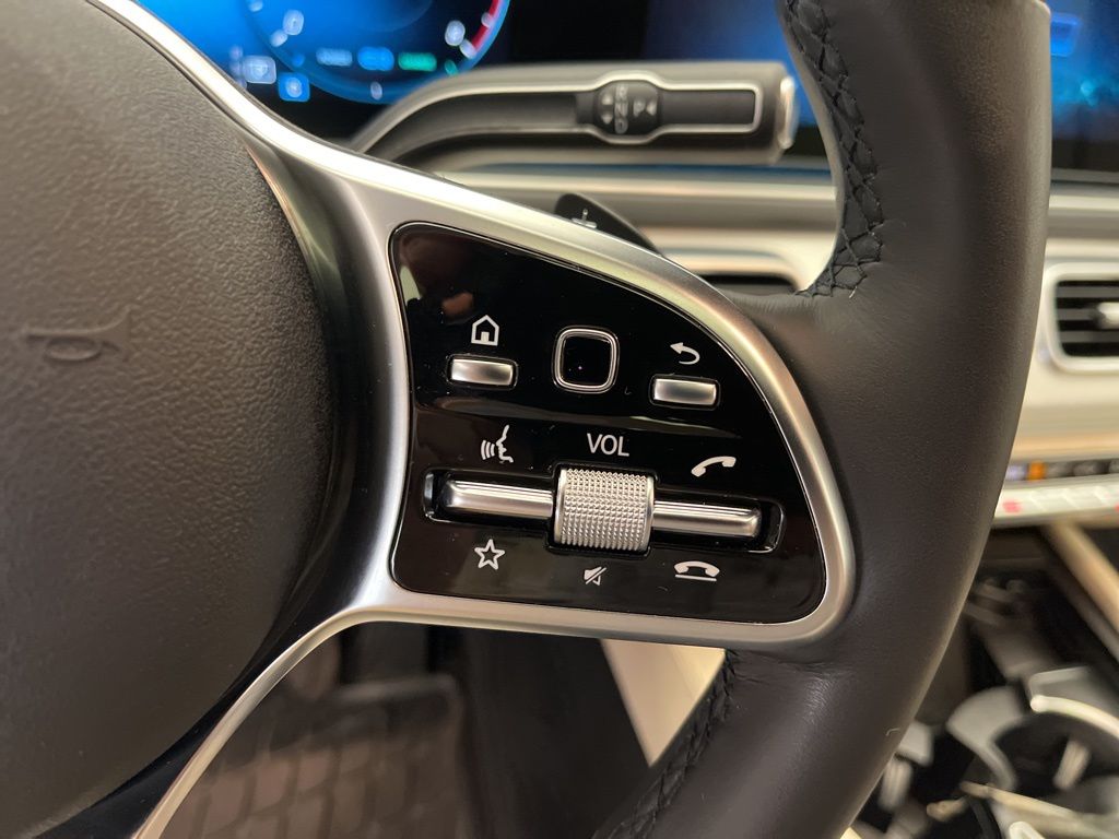 Thumbnail: 2023 Mercedes-Benz GLS - 16