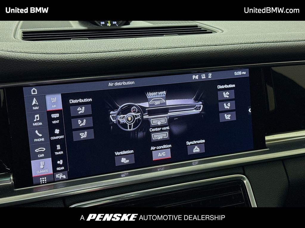 Thumbnail: 2019 Porsche Panamera - 11