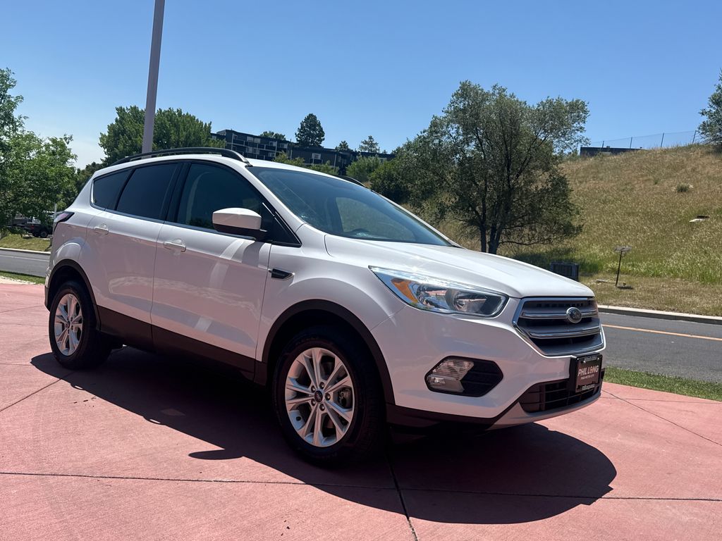 Oxford White 2018 Ford Escape SUV / Crossover All-Wheel Drive 6-Speed Automatic