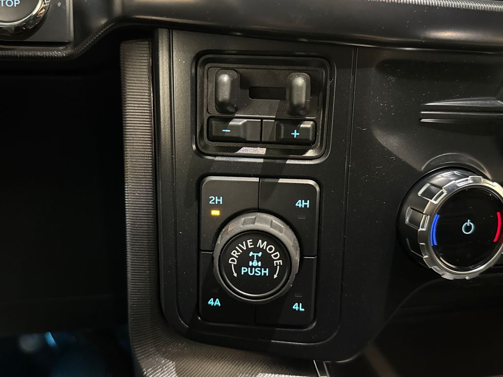 New 2026 White Ford Platinum image 34