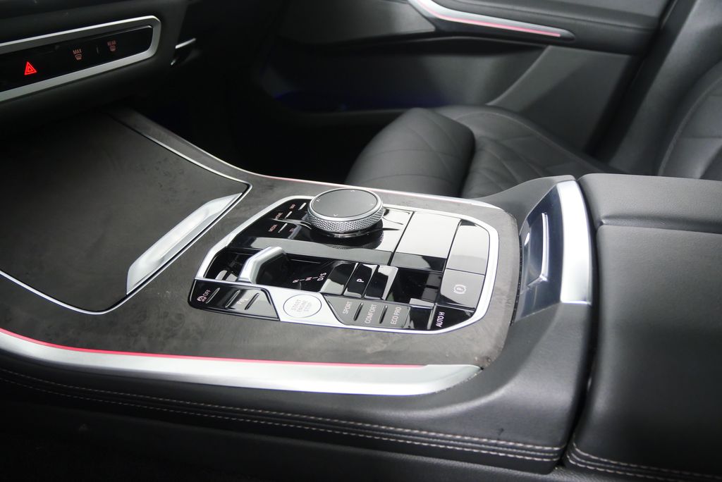 Thumbnail: 2025 BMW X5 - 27