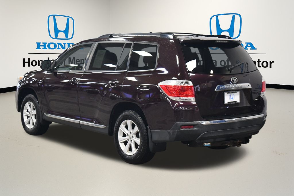 Thumbnail: 2012 Toyota Highlander - 3