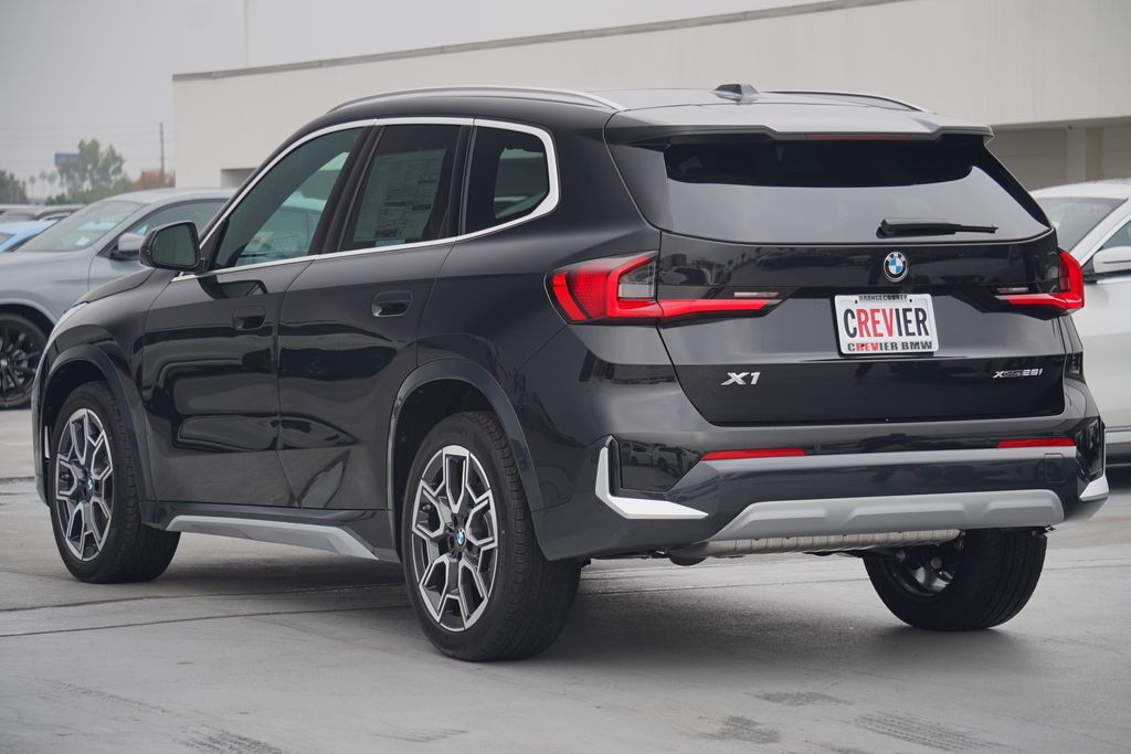 2025 BMW X1 xDrive28i 7