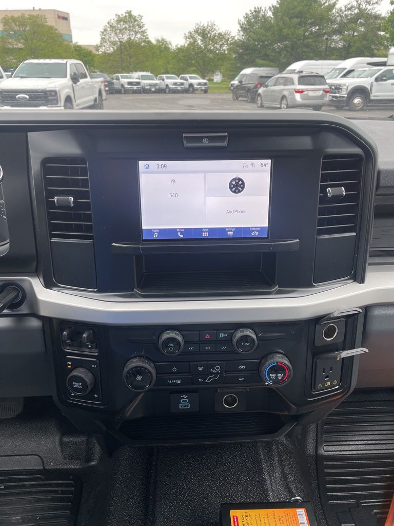 2026 Ford F-350 Chassis XL
