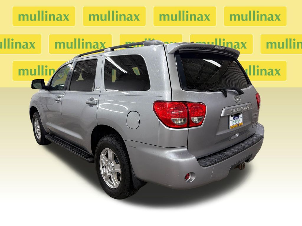 Used 2011 Silver Toyota SR5 image 9