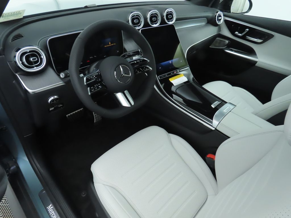 Thumbnail: 2026 Mercedes-Benz GLC - 10